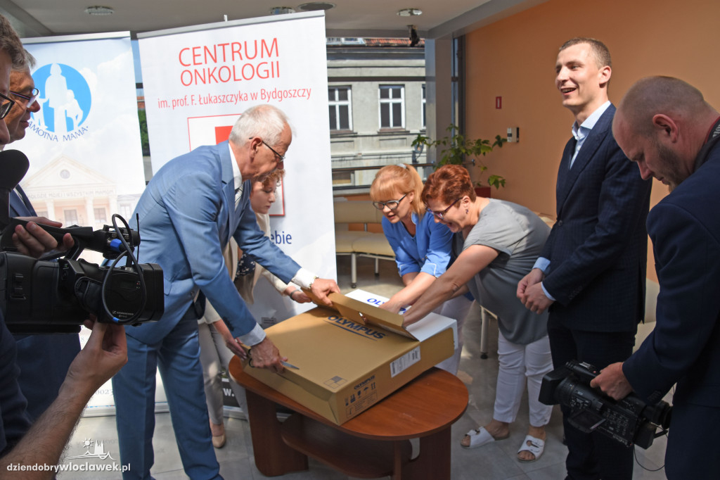 Cenny dar dla Centrum Onkologii