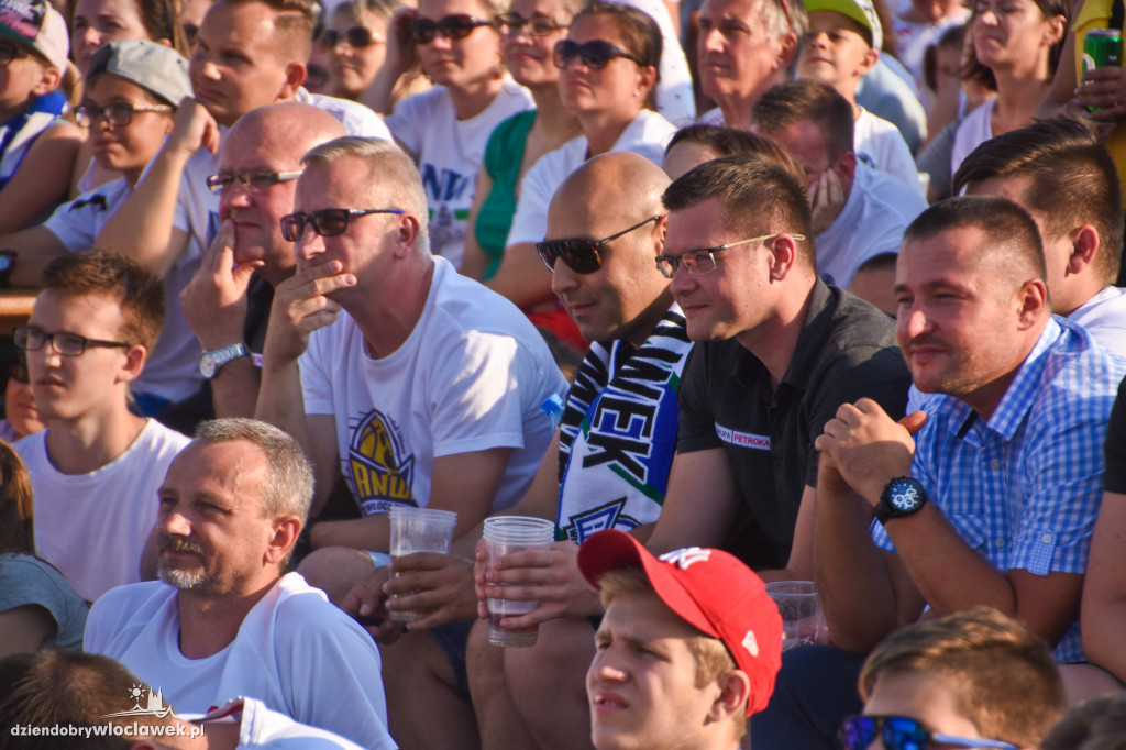 Strefa kibica przy Hali Mistrzów