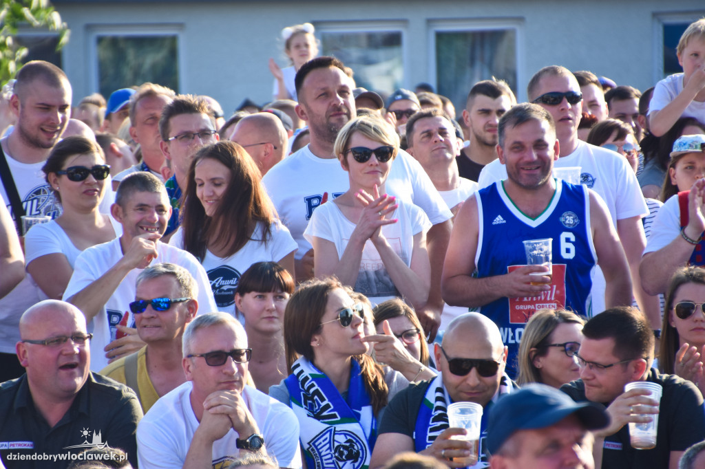 Strefa kibica przy Hali Mistrzów