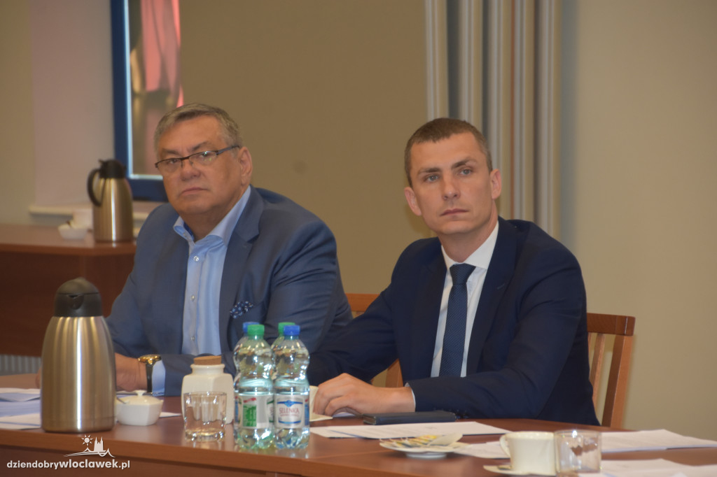 44 sesja RM. Oklaski dla Anwilu