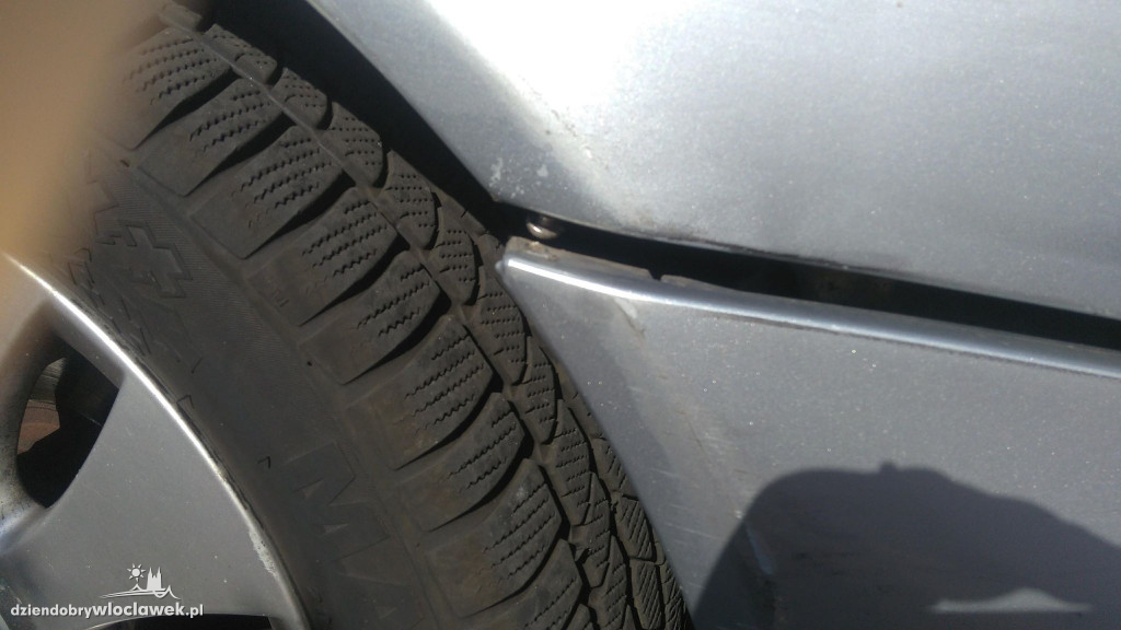 Kto uszkodził auto naszej Czytelniczki?