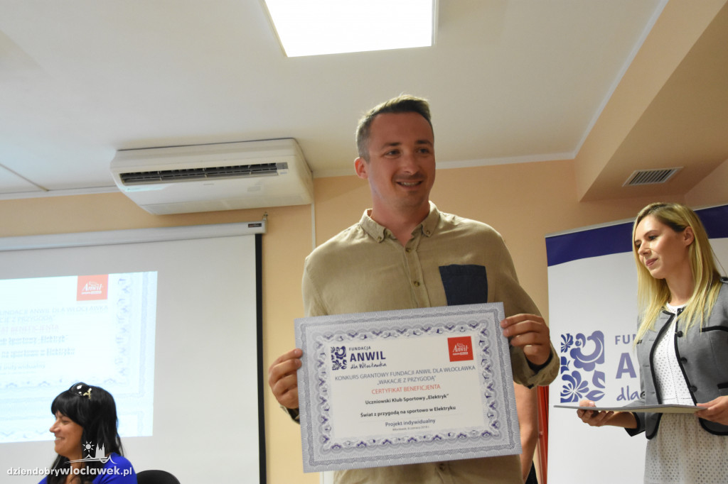 Wakacyjne granty Fundacji Anwil