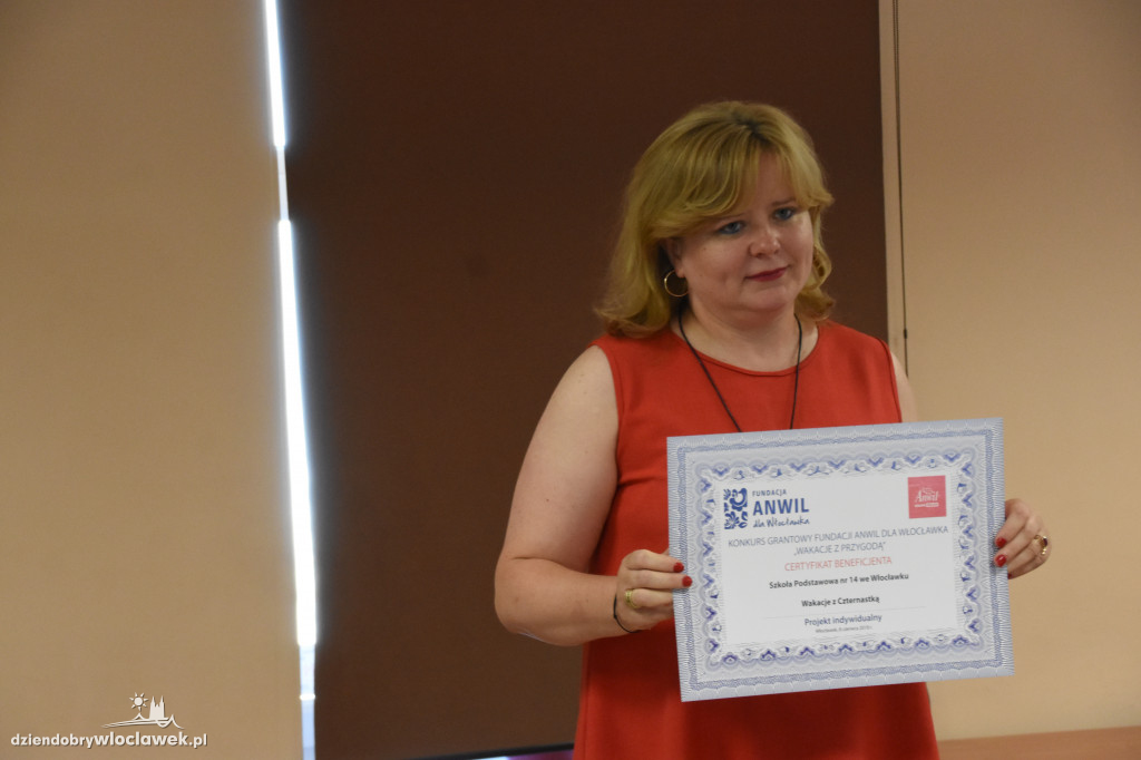 Wakacyjne granty Fundacji Anwil