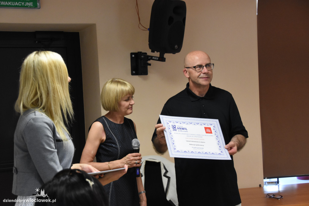 Wakacyjne granty Fundacji Anwil