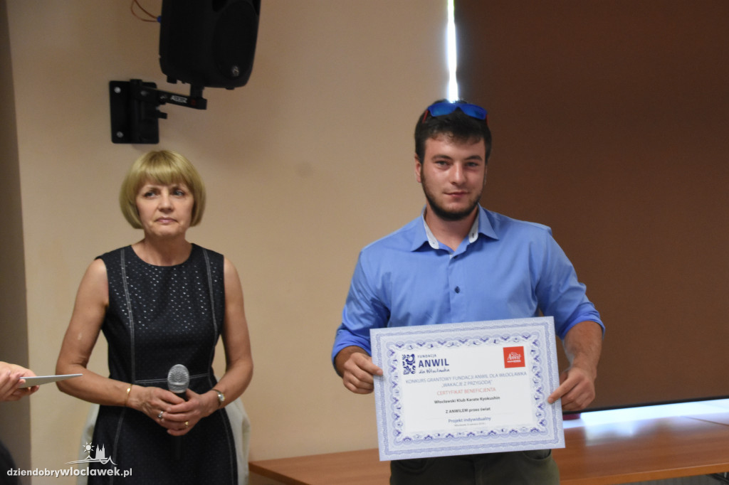 Wakacyjne granty Fundacji Anwil