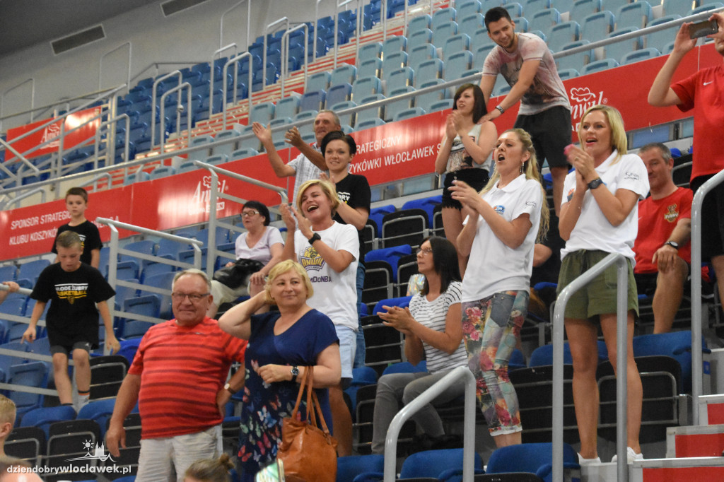 Mecz WKM - UKS Komorów