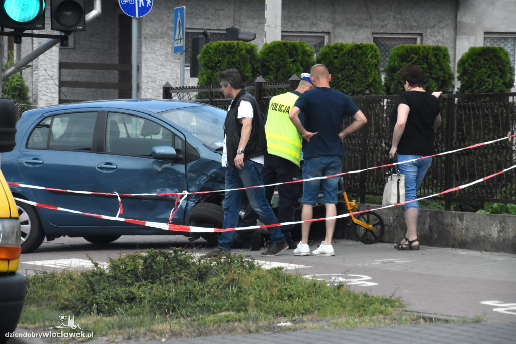 Zderzenie dwóch aut na ul. Wiejskiej