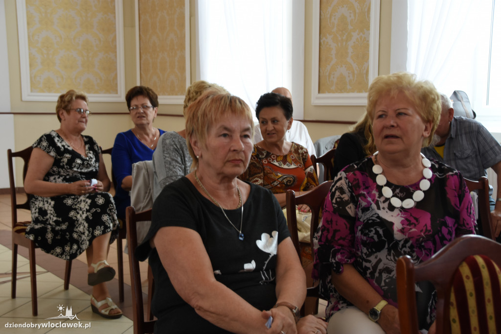 III wiek zakończył rok akademicki
