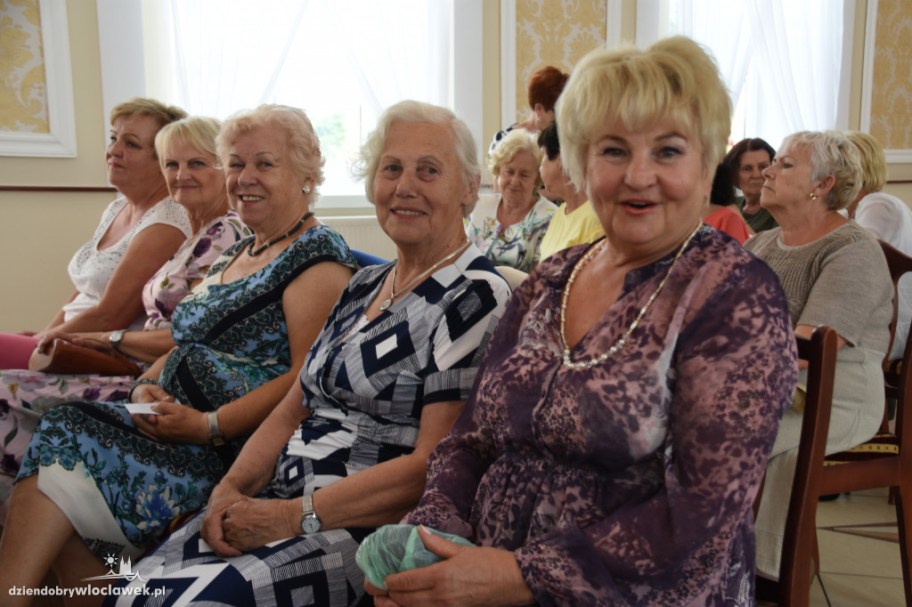 III wiek zakończył rok akademicki