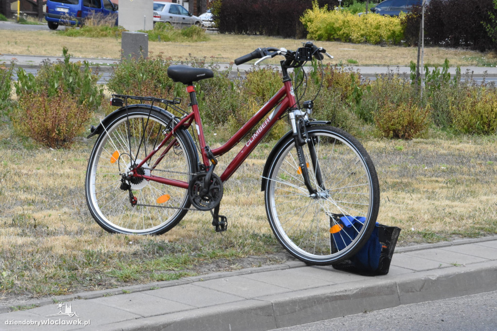 Opel potrącił rowerzystkę