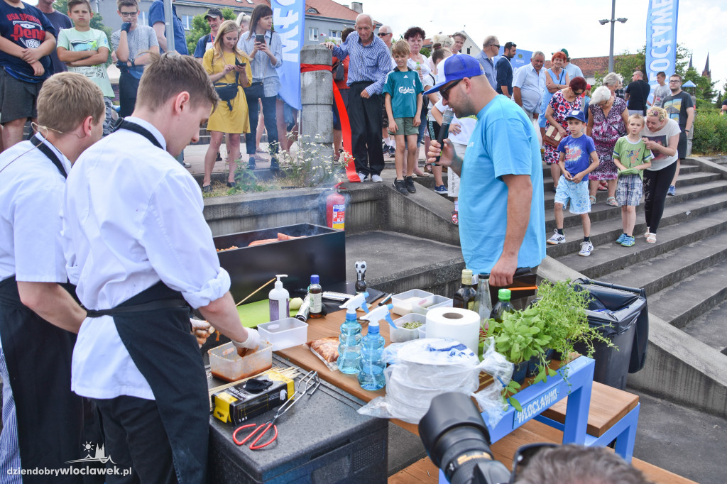 Stoły do grillowania już na bulwarach