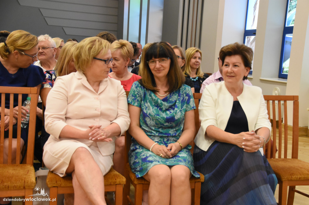 Prezydent wręczył stypendia