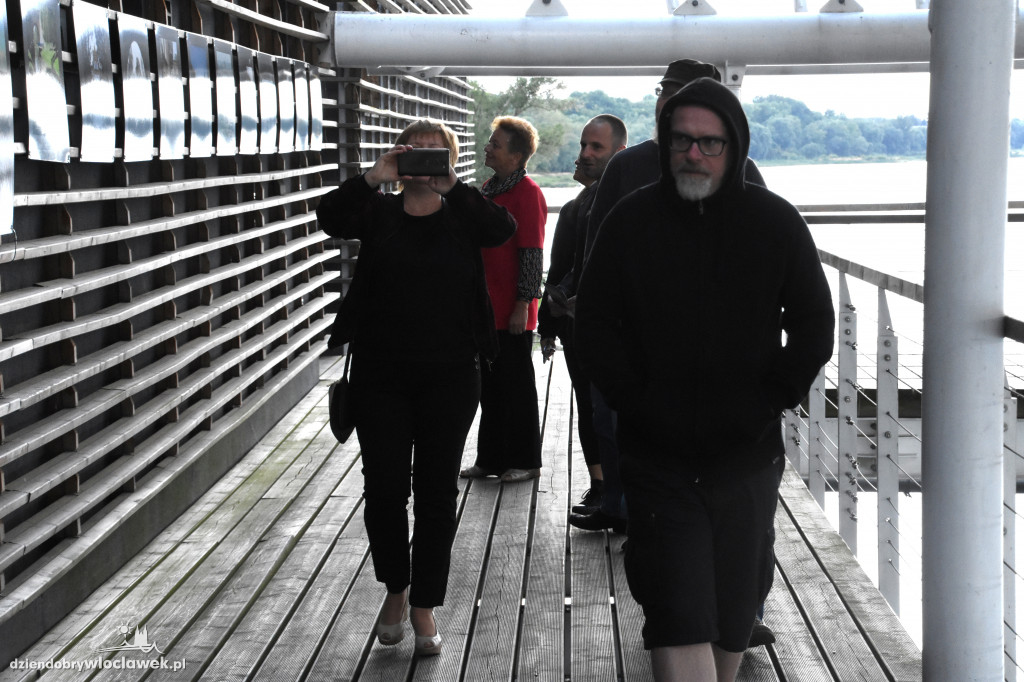 Wystawa fotografii na przystani