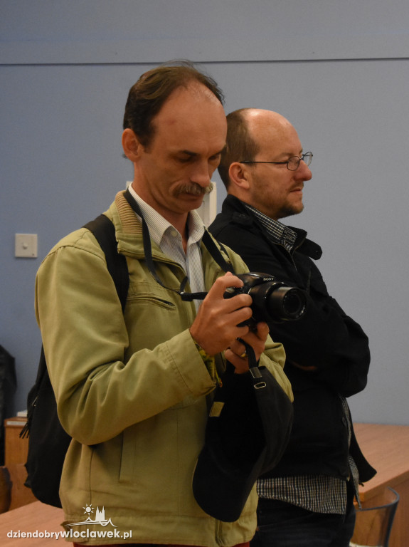 Wystawa fotografii na przystani