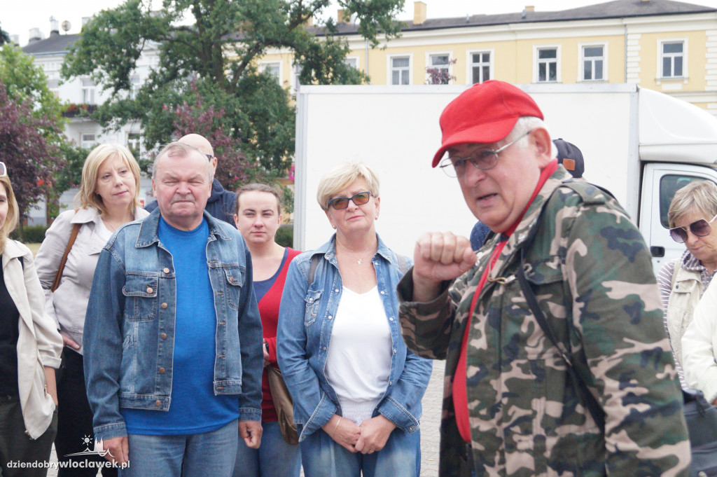 Spacerek po mieście z przewodnikiem