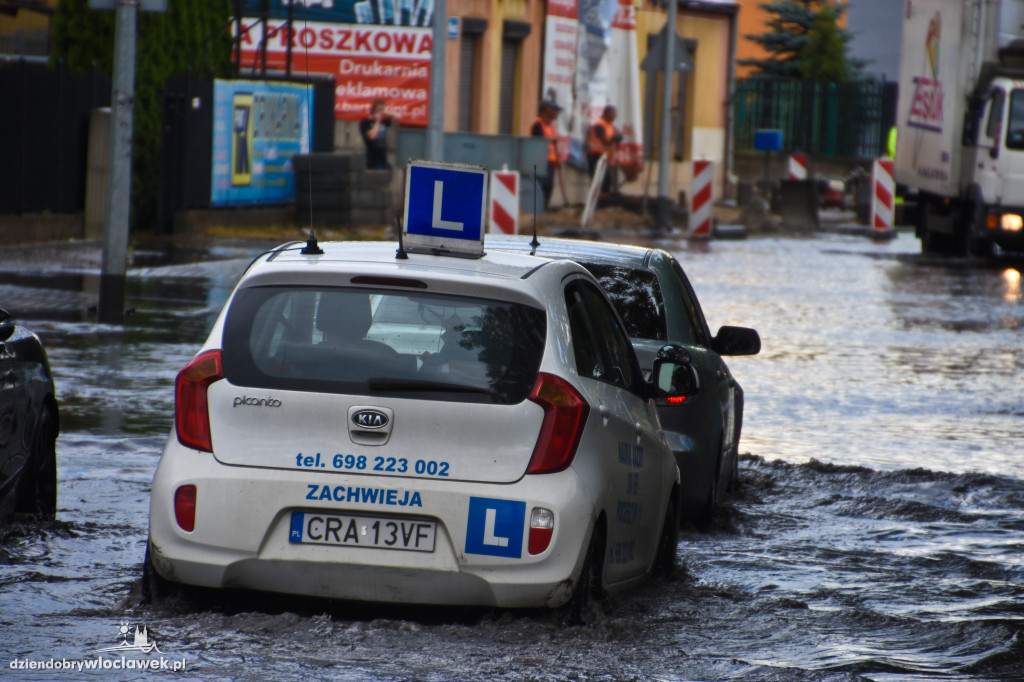 Ulica Płocka po ulewie