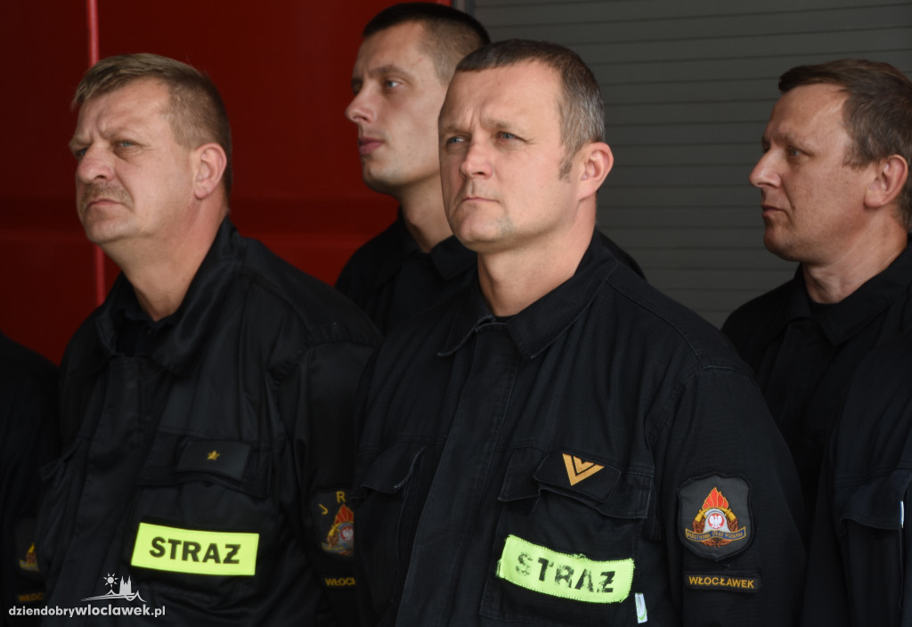 Nowe wozy dla strażaków z OSP