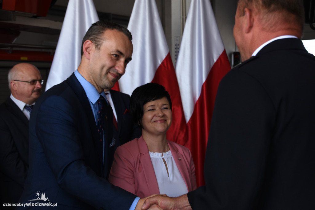 Nowe wozy dla strażaków z OSP