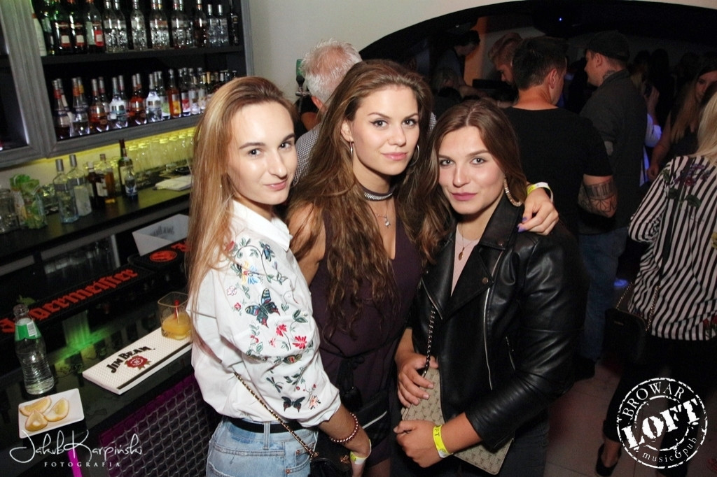 Sobotnia noc w Browar Loft Music & Pub