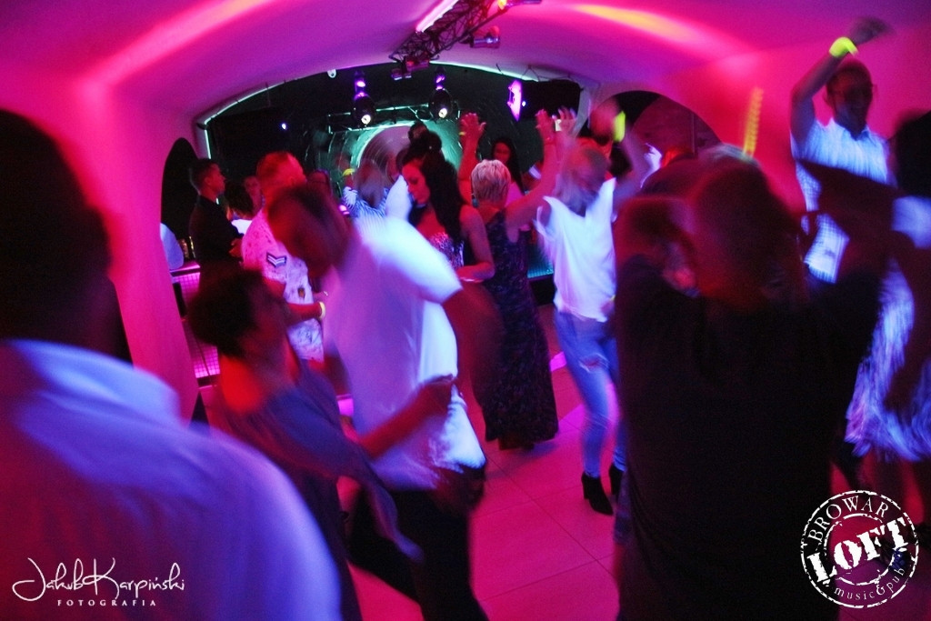 Sobotnia noc w Browar Loft Music & Pub
