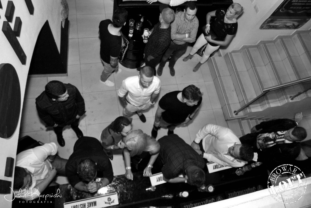 Sobotnia noc w Browar Loft Music & Pub