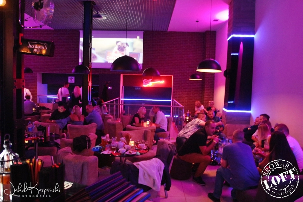 Sobotnia noc w Browar Loft Music & Pub