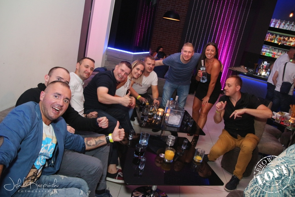 Sobotnia noc w Browar Loft Music & Pub