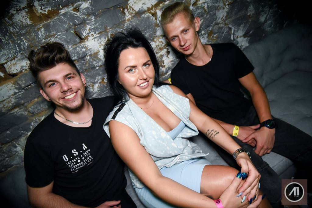  Sunglasses Party w A1 Club Wieniec