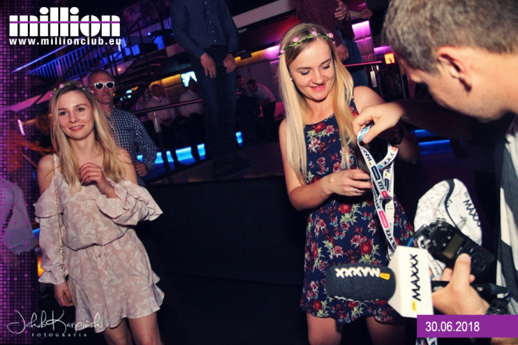 Szalona sobotnia noc w Million Club