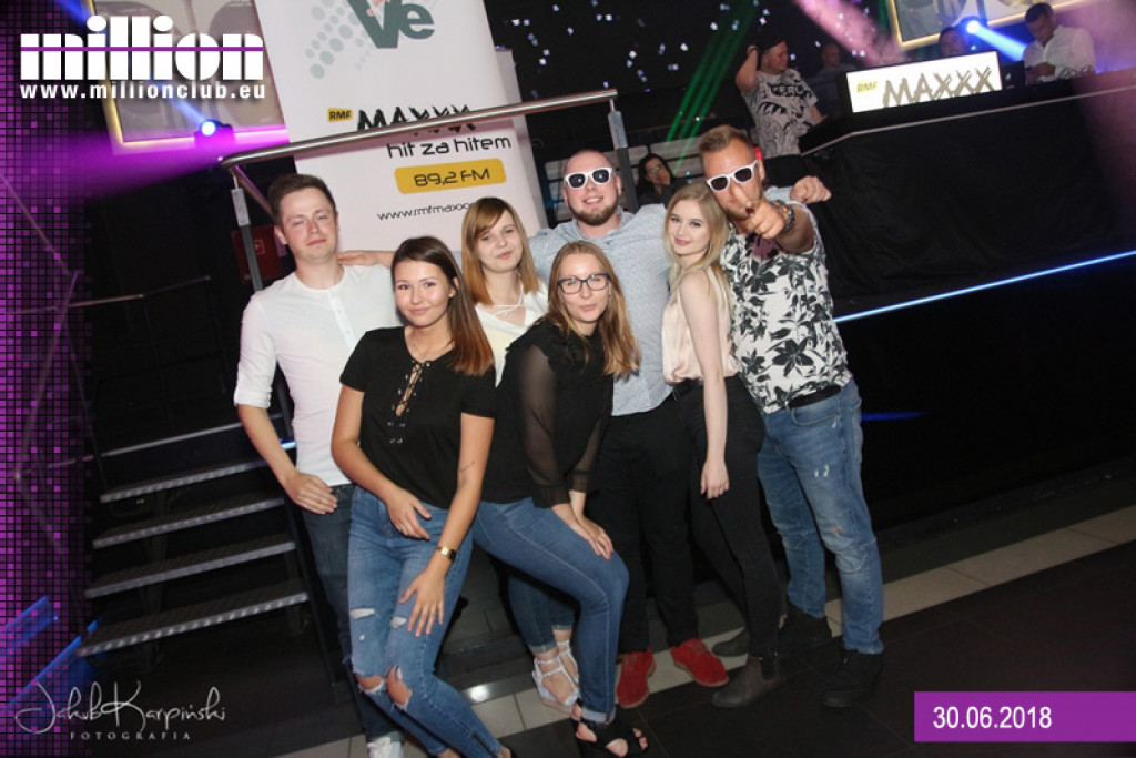 Szalona sobotnia noc w Million Club