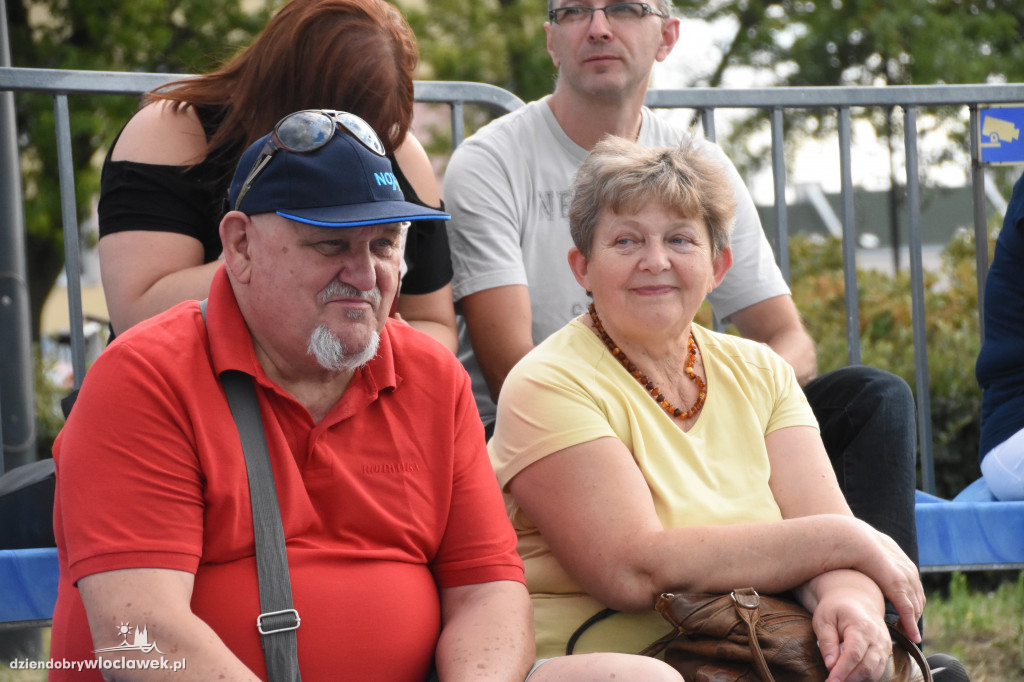 Koncert zespołu Momenty na Bulwarach