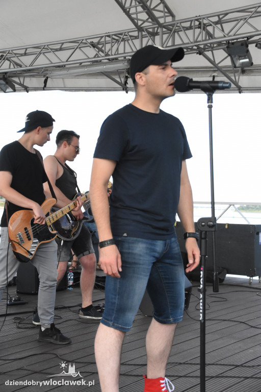Koncert zespołu Momenty na Bulwarach