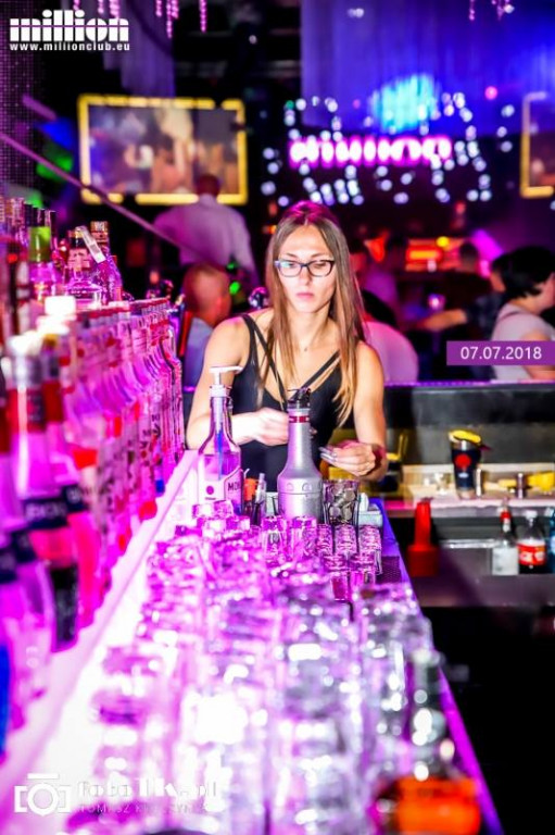 Szalona sobotnia noc w Million Club