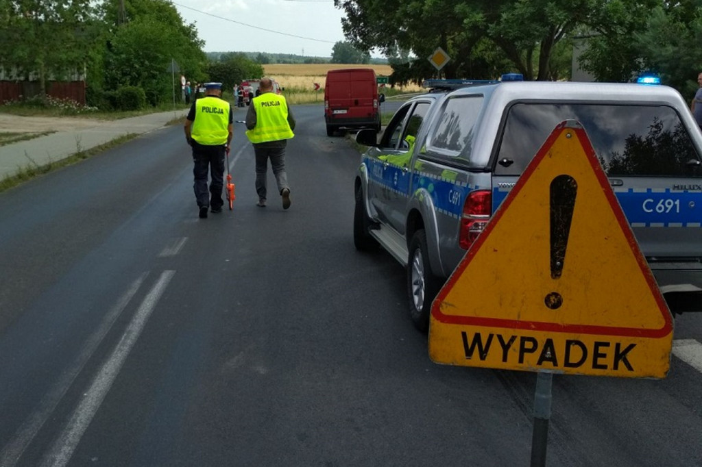 Uderzył w tył pojazdu. Dostał mandat!