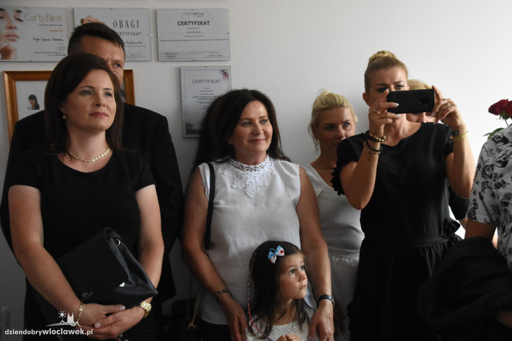 Otwarcie salonu medycyny estetycznej