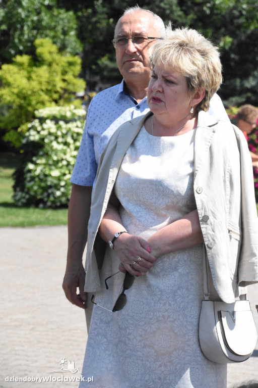 Orkiestra dęta z Wisły na Placu Wolności