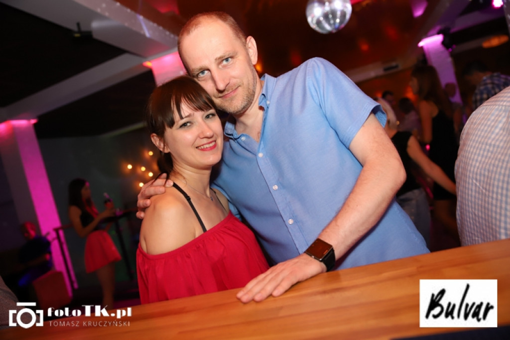 Sobotnia impreza w sali Bulvar