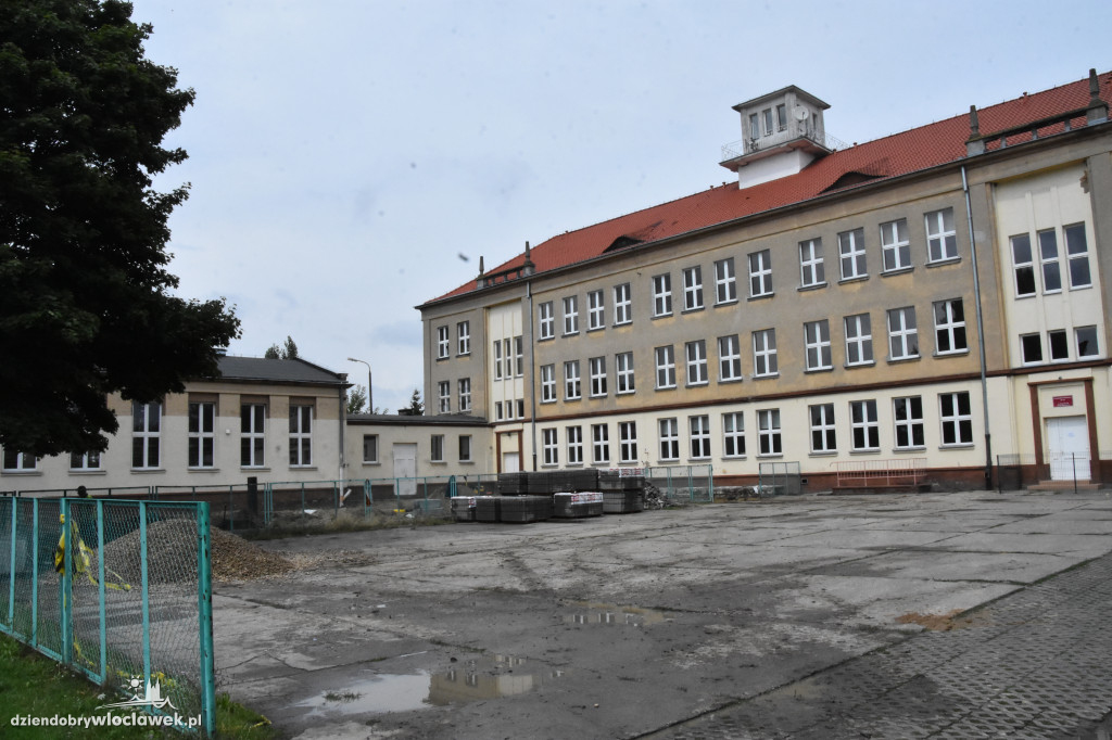 Przy ZS11 powstaje siłownia