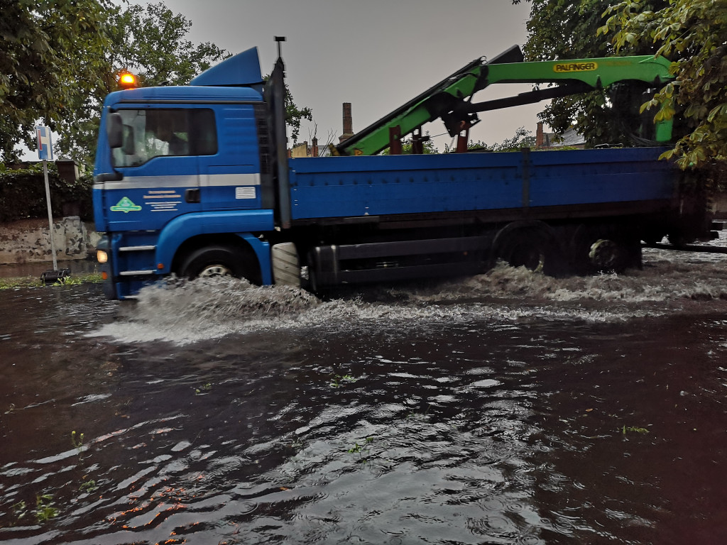 Skutki ulewy na włocławskich ulicach