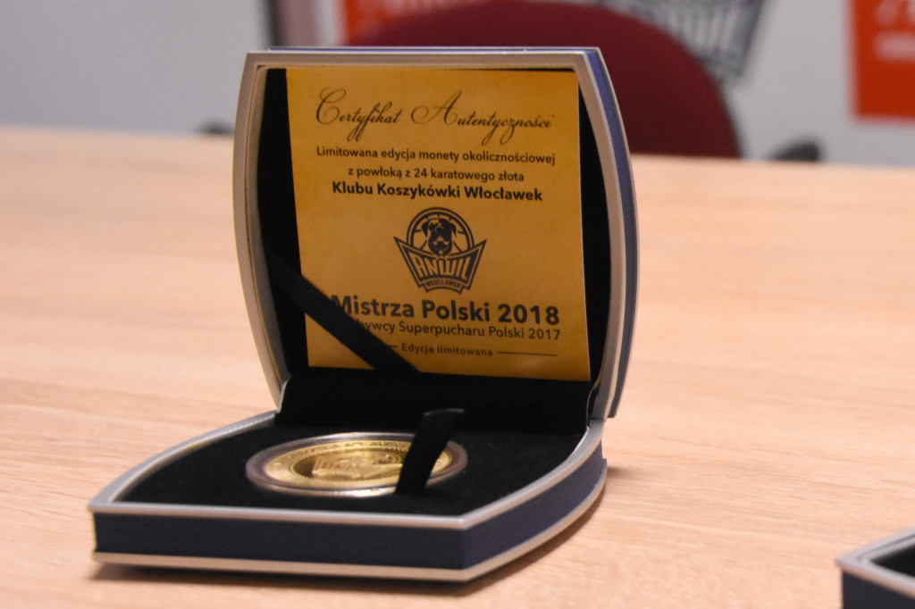 Anwil wydał mistrzowską monetę