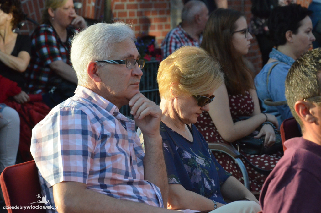 Koncert Jazz na dziedzińcu CK Browar B