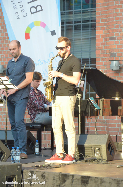 Koncert Jazz na dziedzińcu CK Browar B