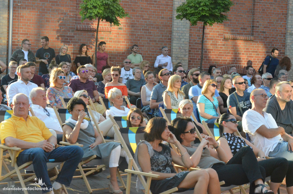 Koncert Jazz na dziedzińcu CK Browar B