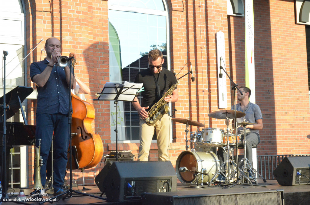 Koncert Jazz na dziedzińcu CK Browar B