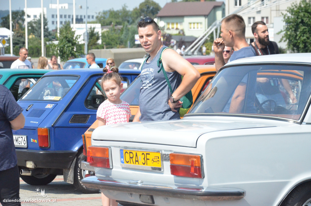 Spotkanie Klasyków pod Halą Mistrzów