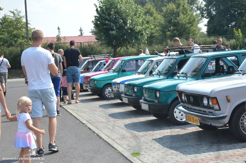 Spotkanie Klasyków pod Halą Mistrzów