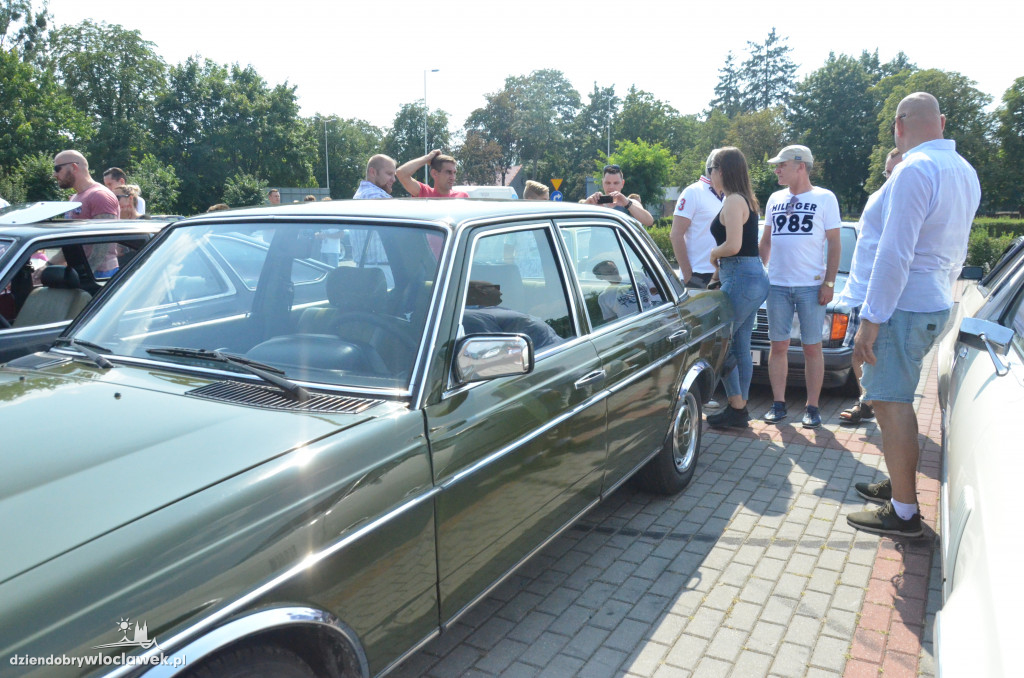 Spotkanie Klasyków pod Halą Mistrzów