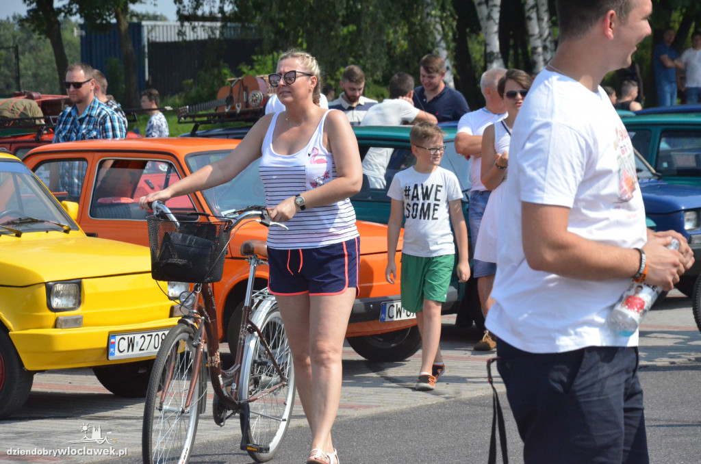 Spotkanie Klasyków pod Halą Mistrzów