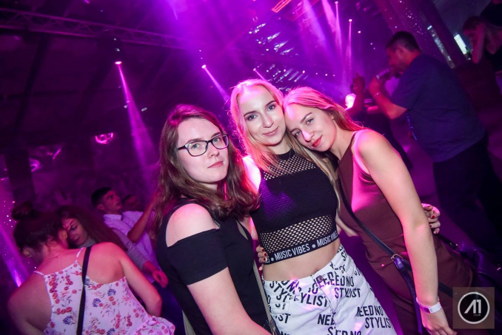 Gorąca sobotnia noc w klubie A1 w Wieńcu
