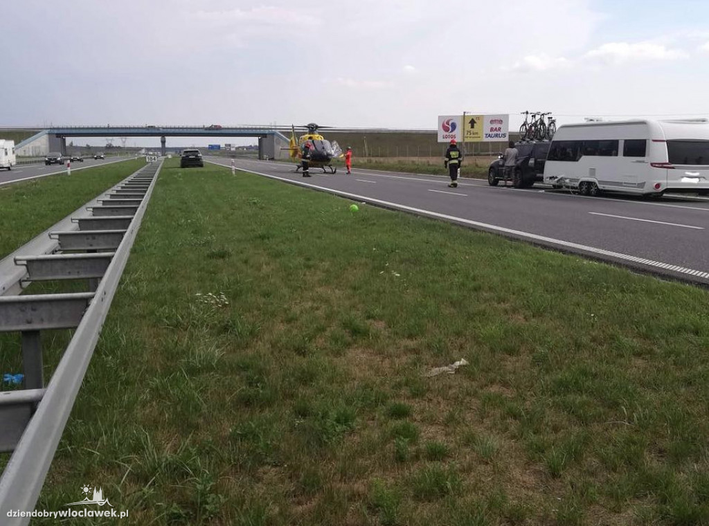 6 aut  zderzyło się na A1. 8 osób w szpitalu